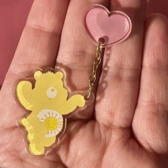 Care Bears Yellow Sun Catcher Brooch Pin - Picture 1 of 5